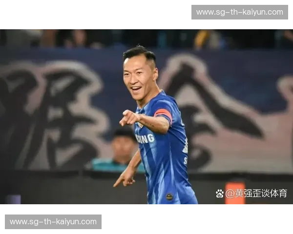 决战绿茵，荣耀之巅：苏宁与河南的足球史诗